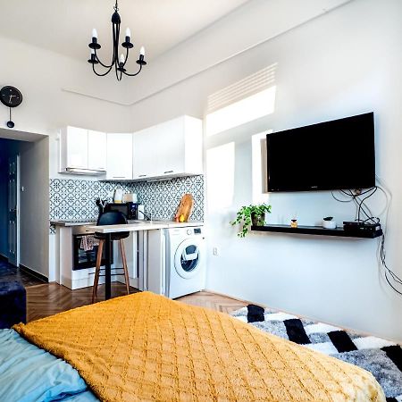 Gogol Studio Apartment Budapeste Exterior foto